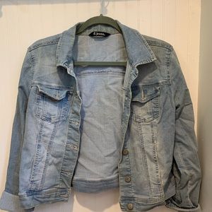 D. Jeans light wash jean jacket